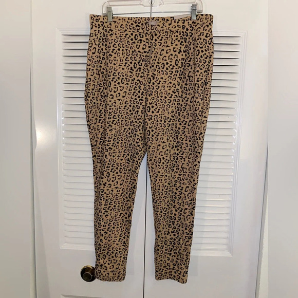 Chico’s Ponte Animal-Print Leggings 3R - Picture 2 of 6